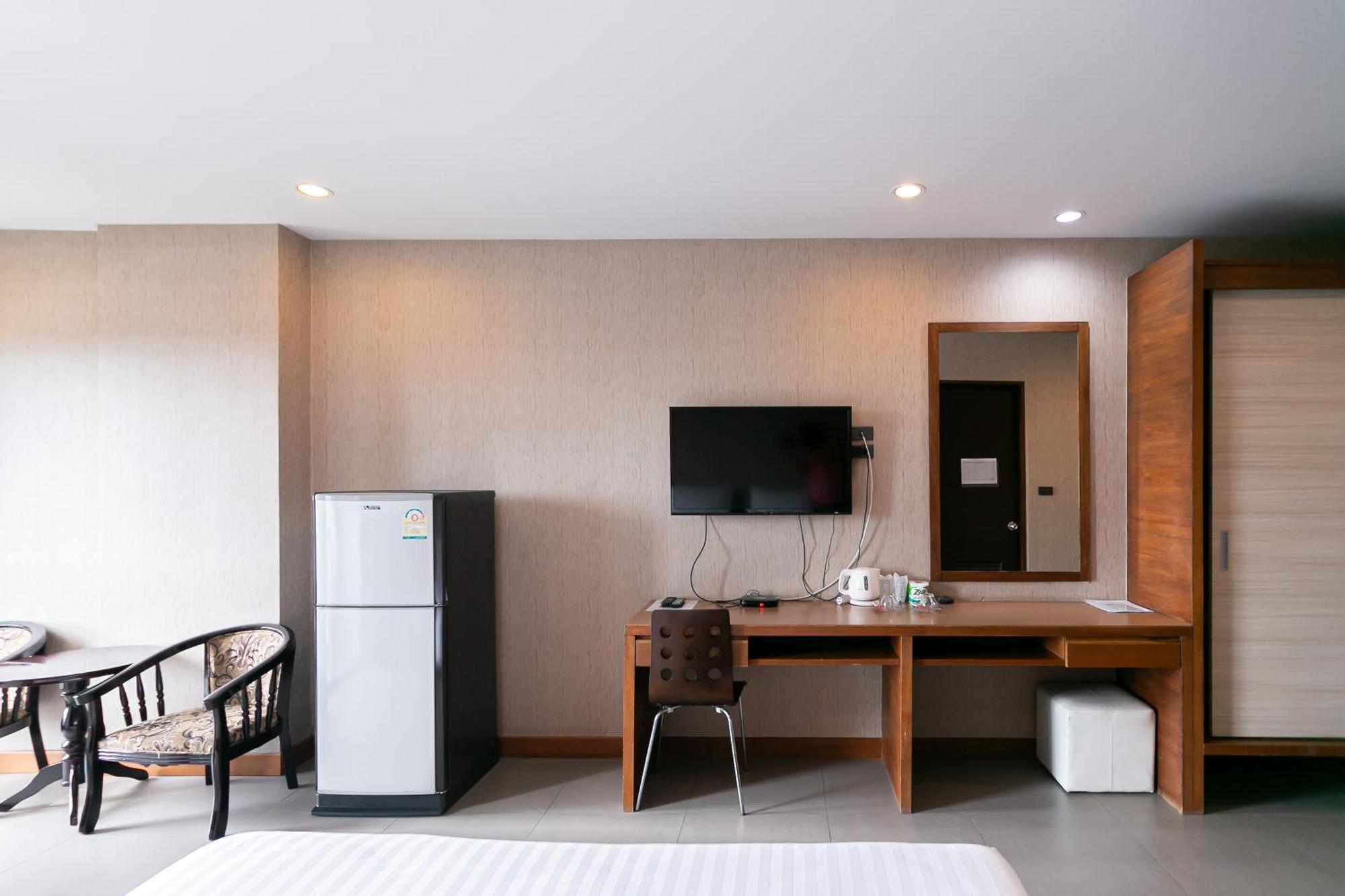 Farthai Residencia Phan Thong Exterior foto