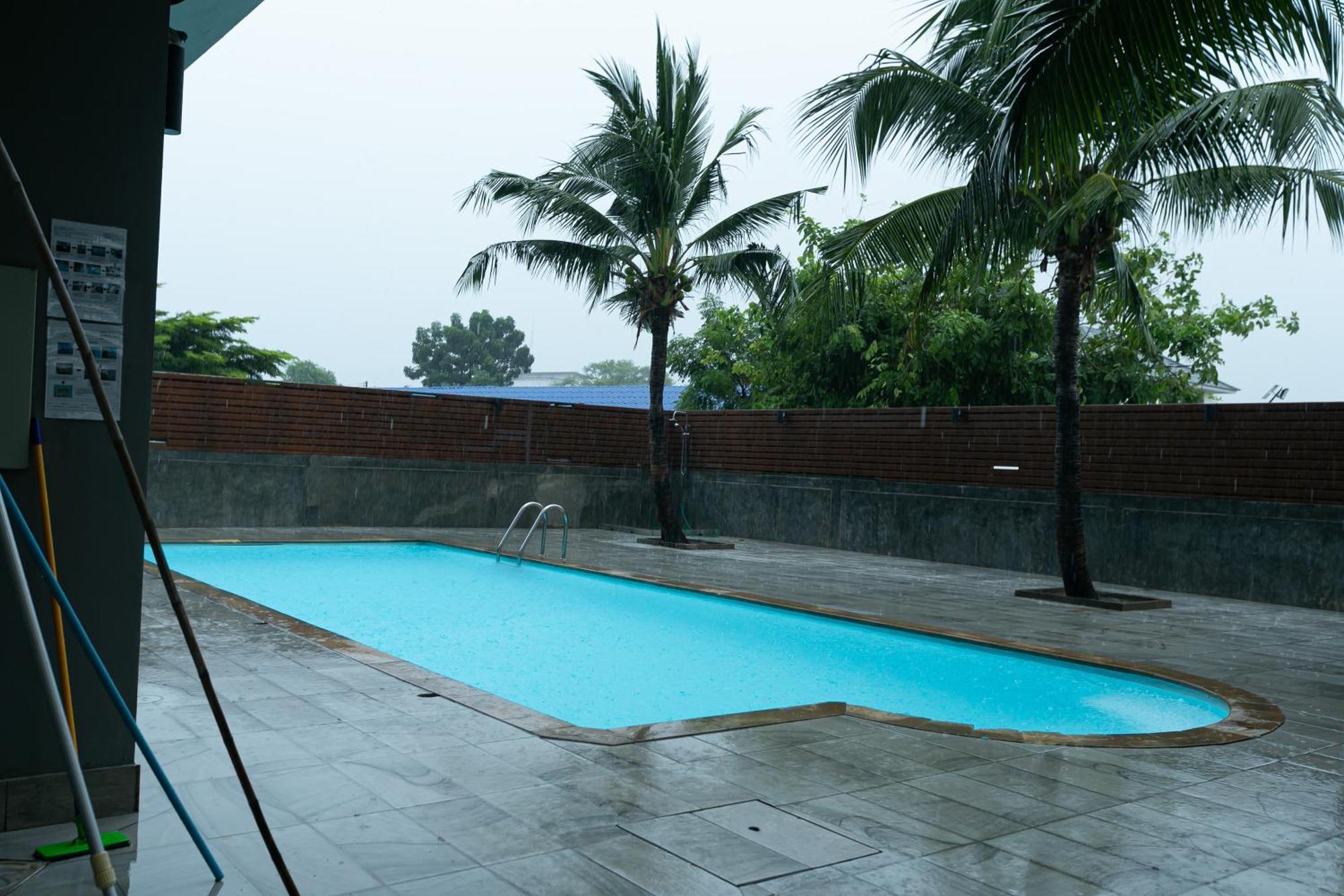 Farthai Residencia Phan Thong Exterior foto