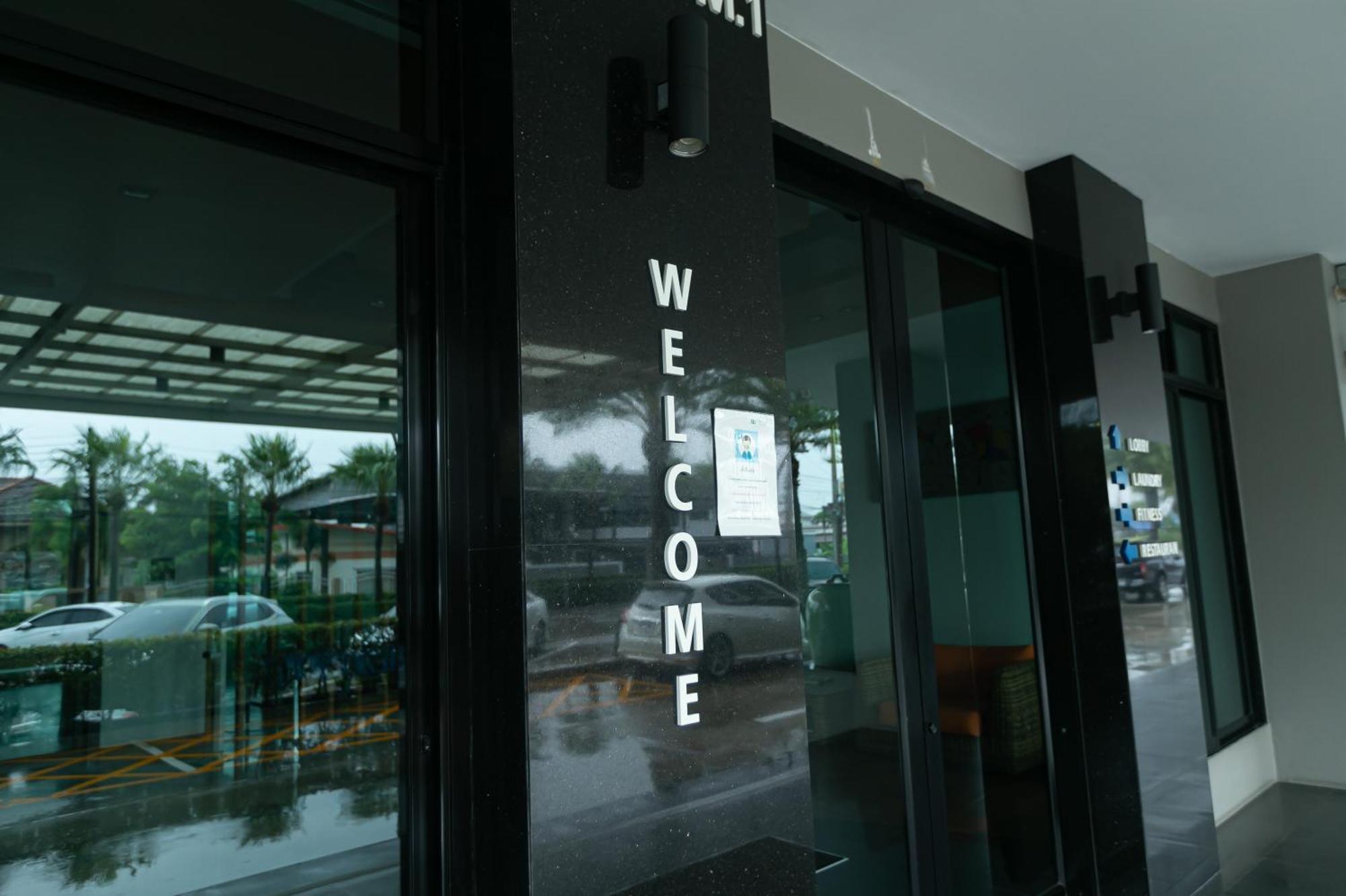 Farthai Residencia Phan Thong Exterior foto
